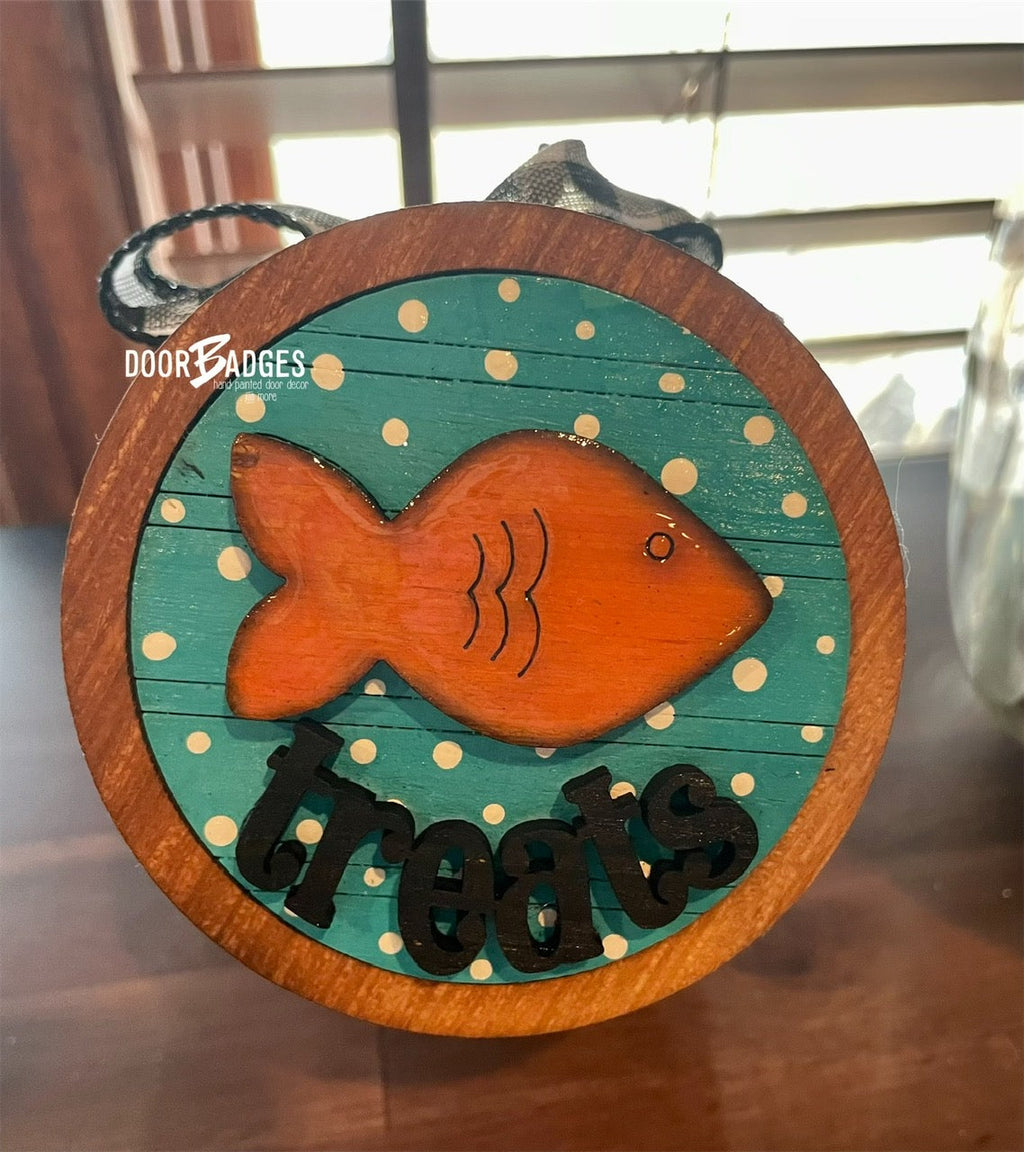 Hi. Hey. Hello. Home Doorhanger - 3D Welcome door decor - wooden hand painted doorhanger