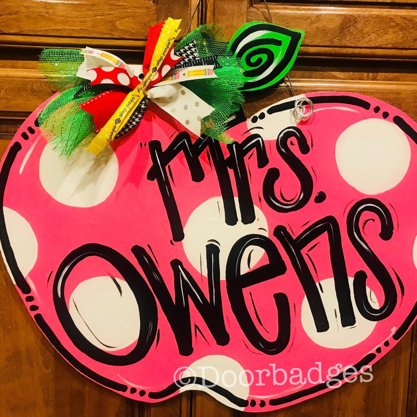 Bright Apple polka dot door hanger