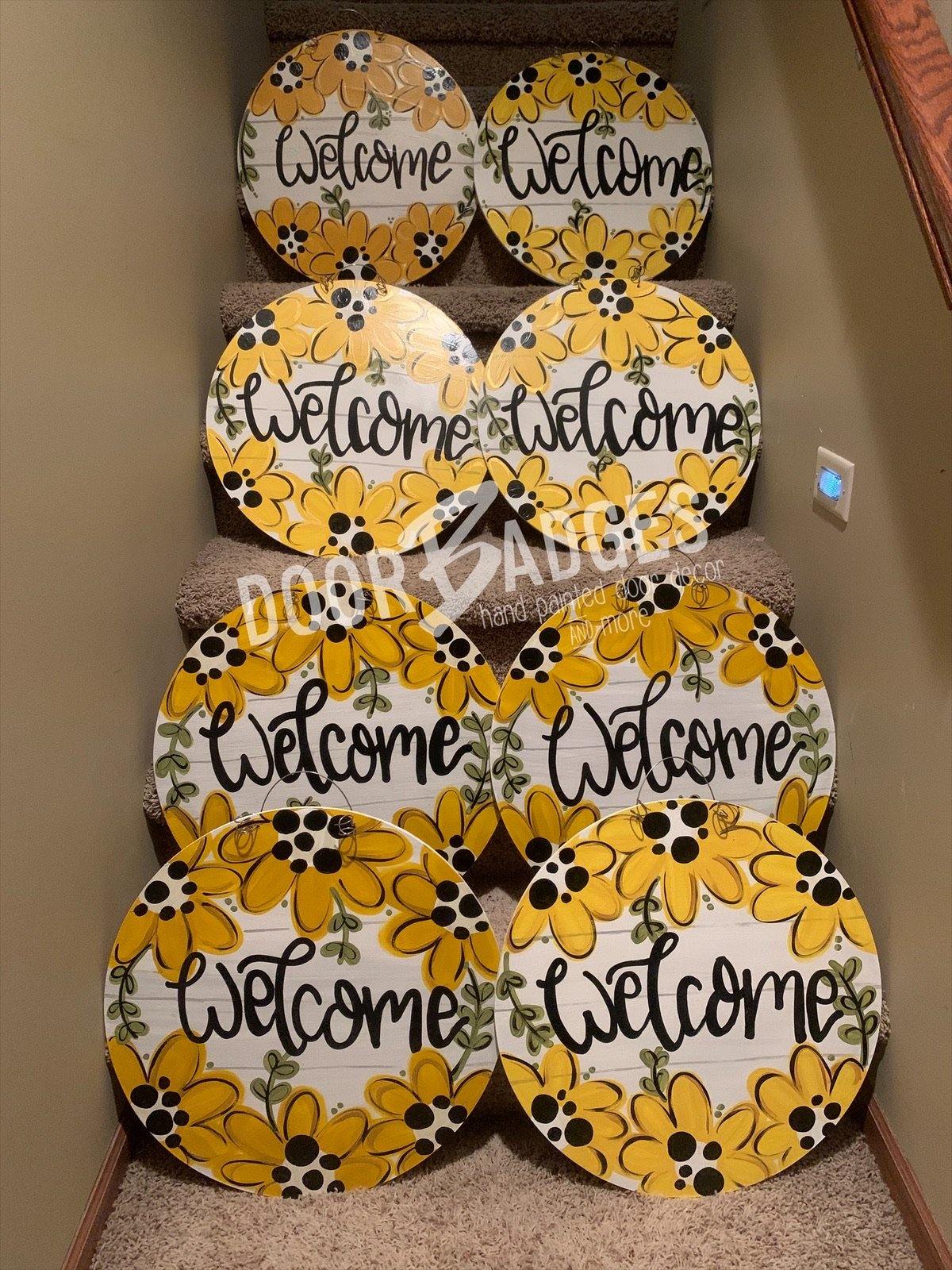 Daisy Summer Door Hanger - Daisy door Decor -  hand painted personalized door hanger