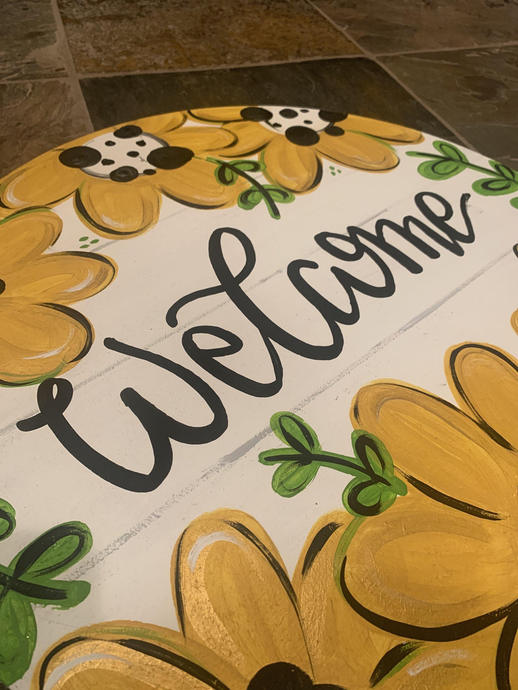 Daisy Summer Door Hanger - Daisy door Decor -  hand painted personalized door hanger