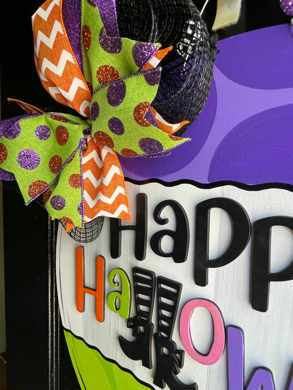 Happy Halloween round Door Hanger