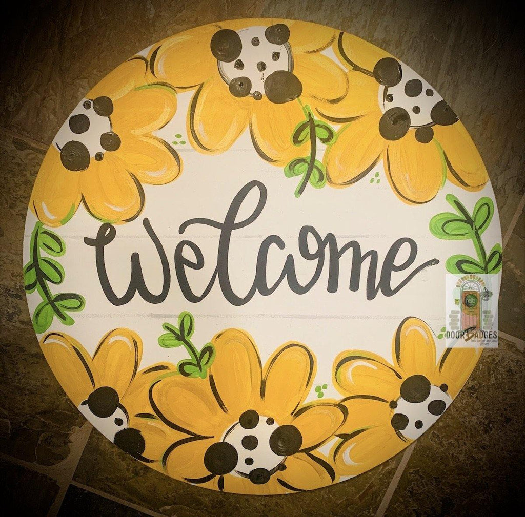 Daisy Summer Door Hanger - Daisy door Decor -  hand painted personalized door hanger