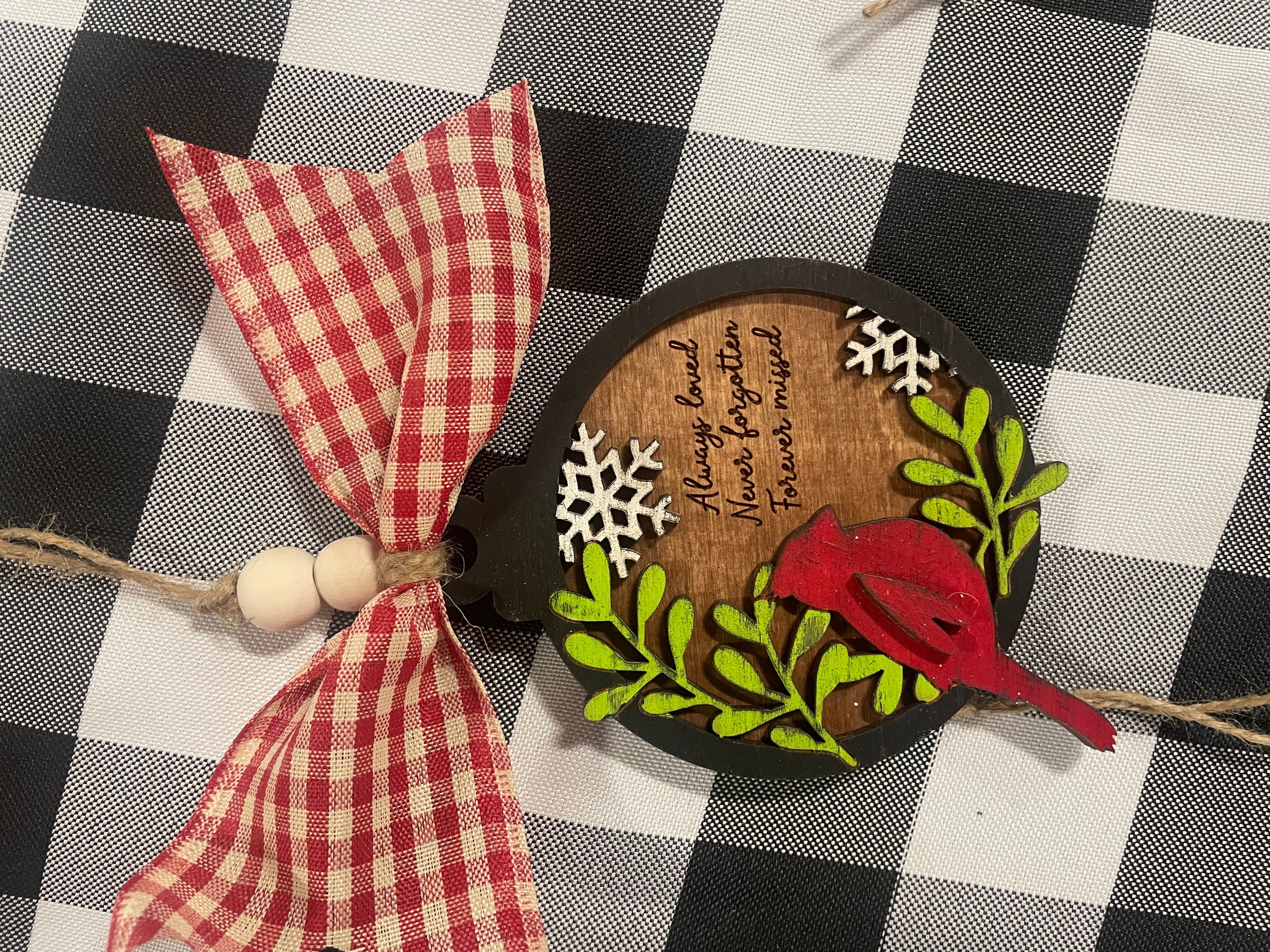 Cardinal Round Christmas Ornament